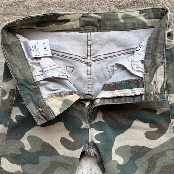 MOTHER High Waisted Looker Ankle Fray in See Me Size 25 - Picture 5 of 13